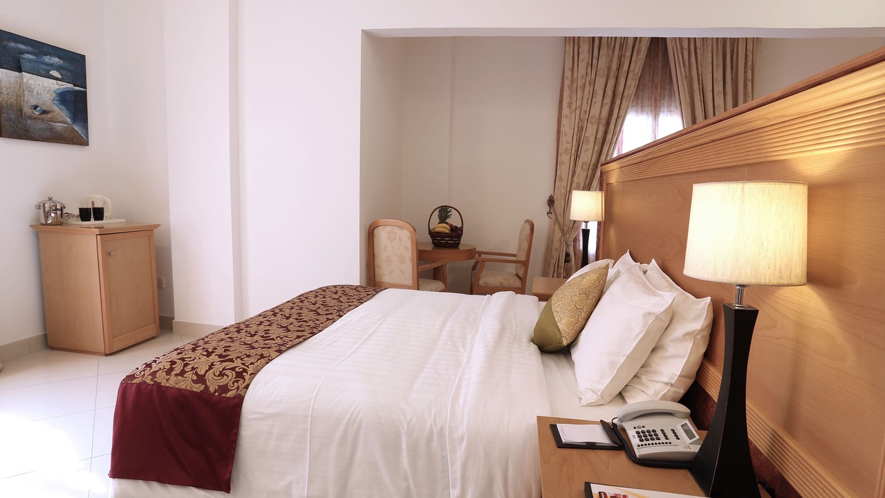 Photo of Bedroom in Al Ghubrah Ash Shamaliyyah