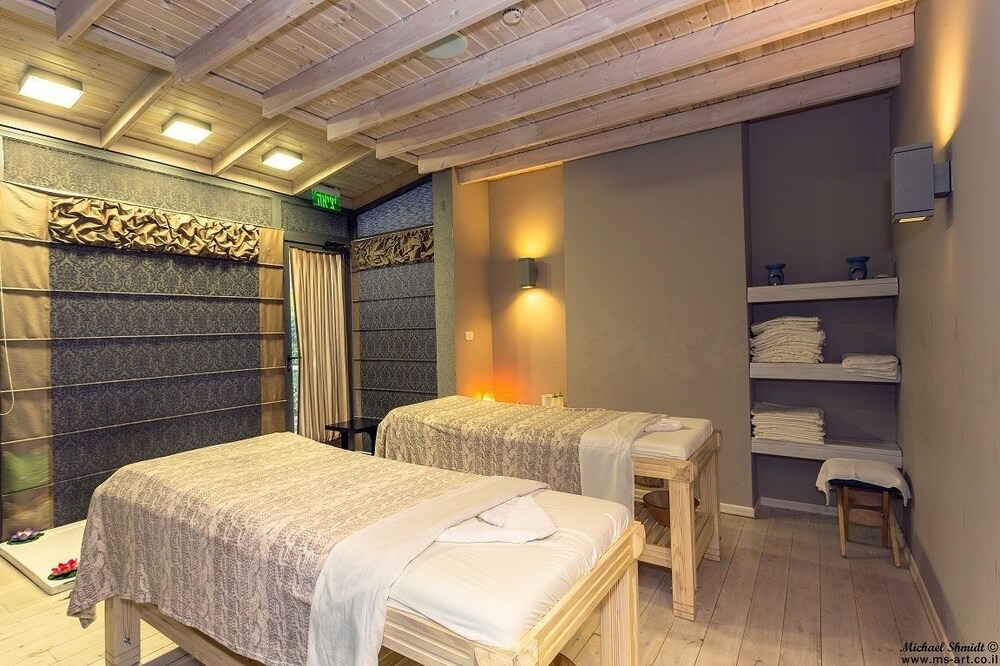 Photo of Bedroom in Afik