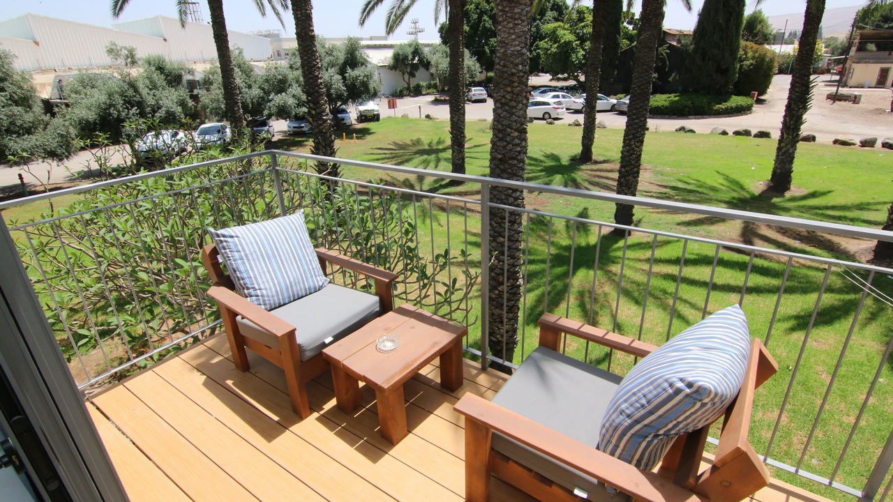 Photo of Patio Balcony in Ashdot Ya'akov Ihud