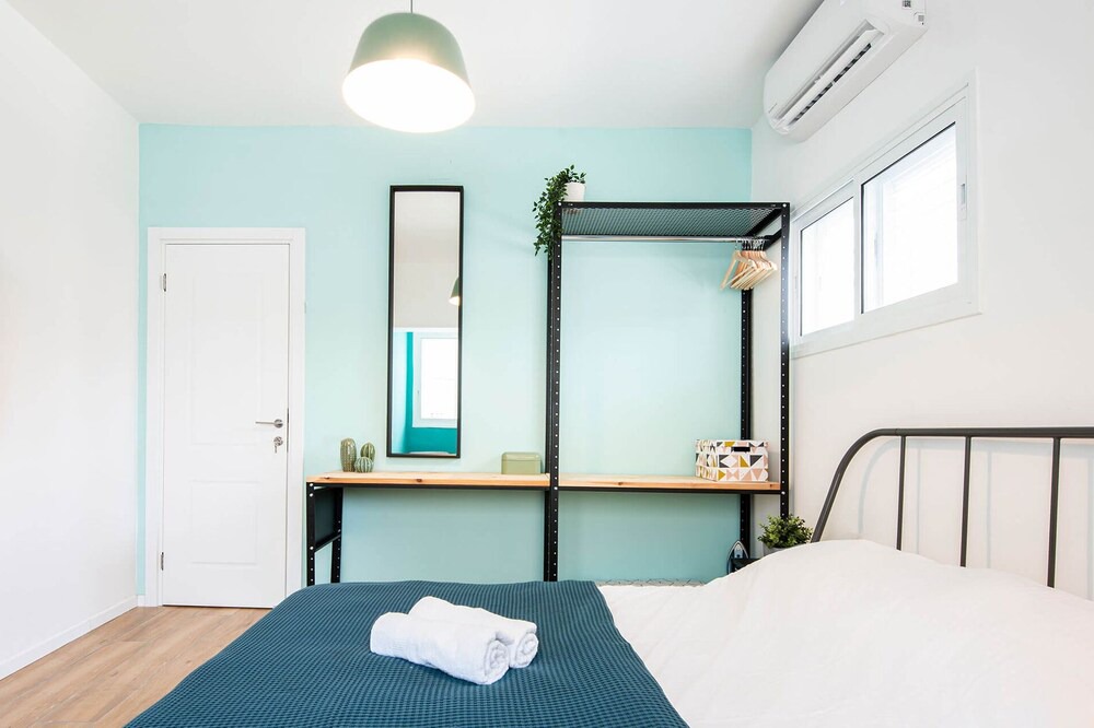 Photo of Bedroom in Tel Aviv