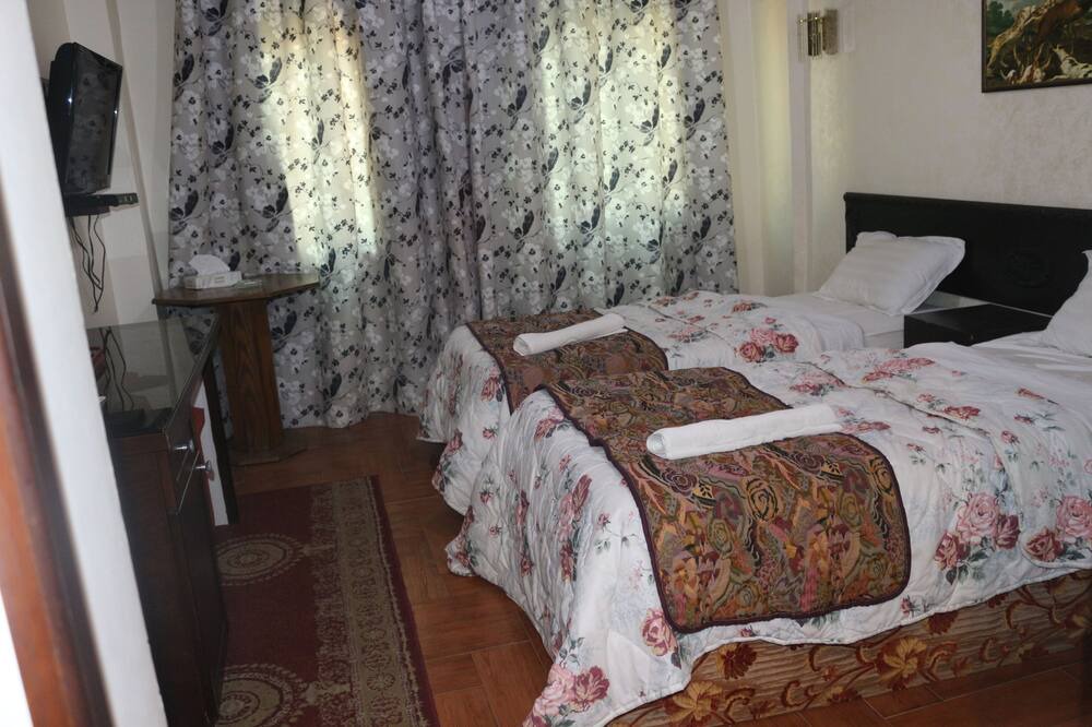 Photo of Bedroom in Al Jubeiha