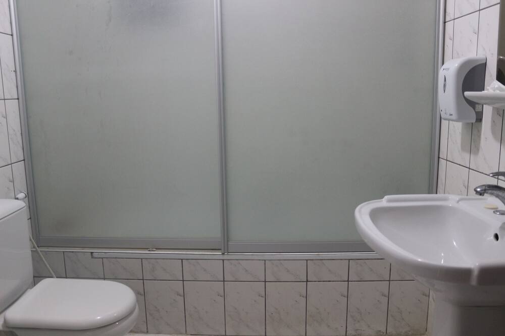 Photo of Bathroom in Al Jubeiha
