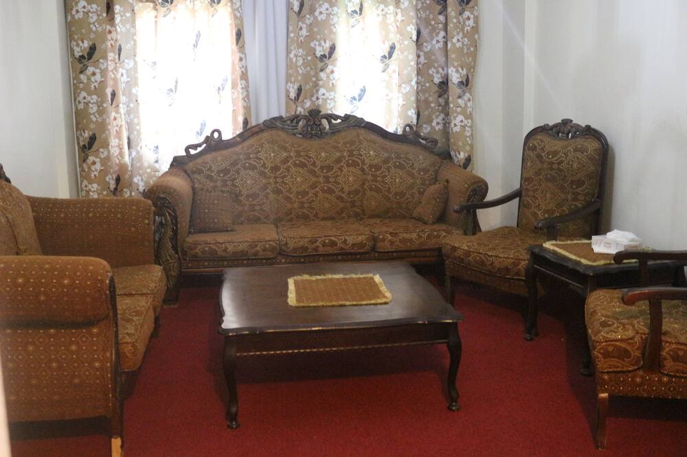 Photo of Bedroom in Al Jubeiha