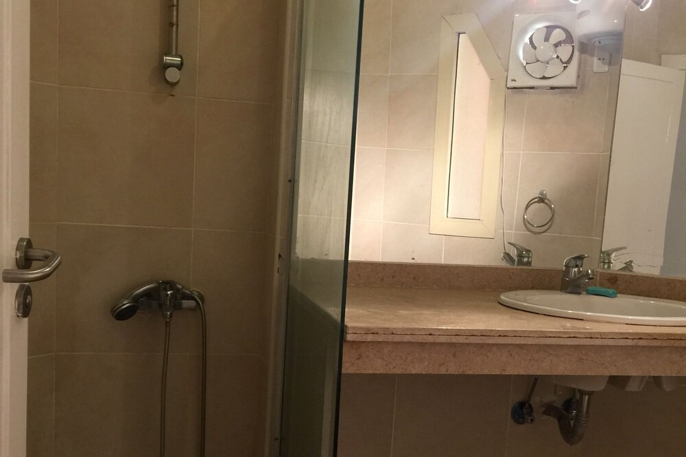 Photo of Bathroom in Barramiya