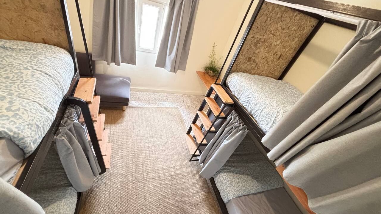 Photo of Bedroom in Jabal Al-Hussein
