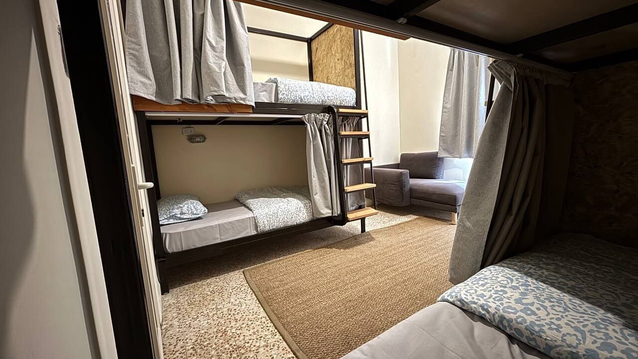 Photo of Bedroom in Jabal Al-Hussein