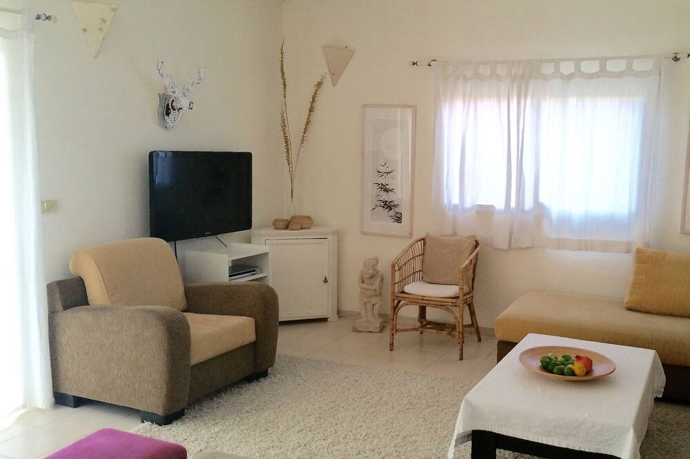Photo of Bedroom in Zikhron Ya'aqov