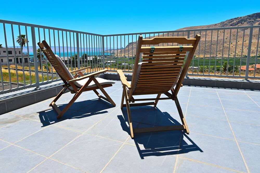 Photo of Patio Balcony in Migdal