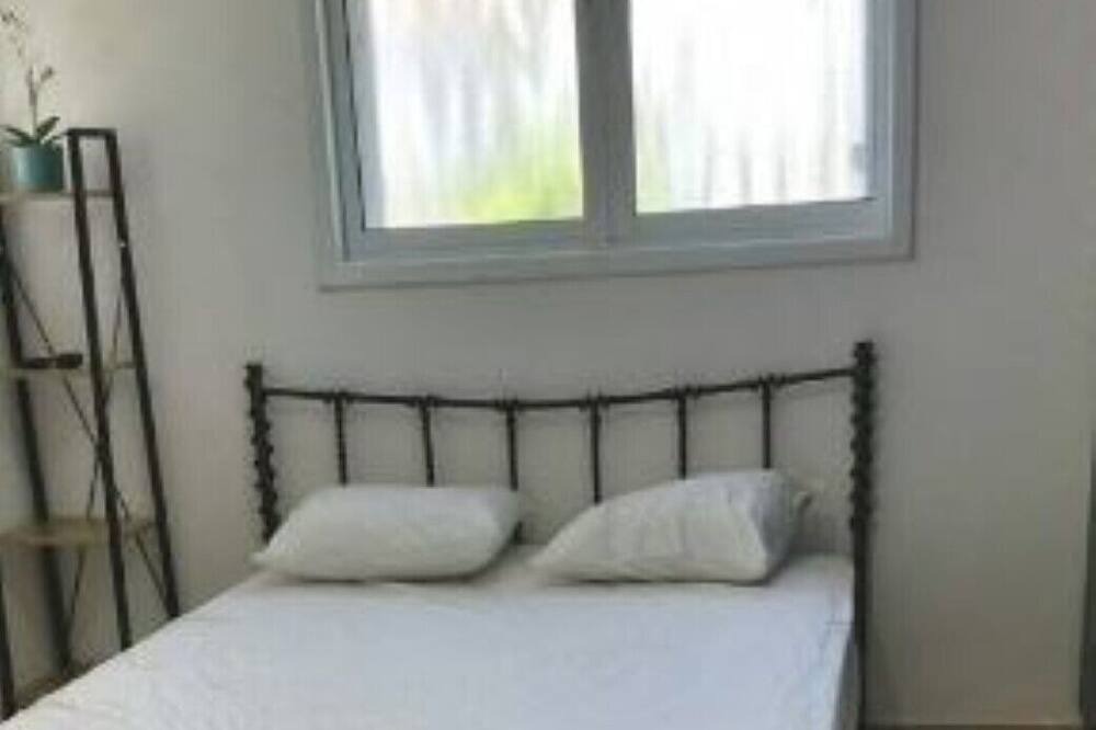 Photo of Bedroom in Ramat Gan