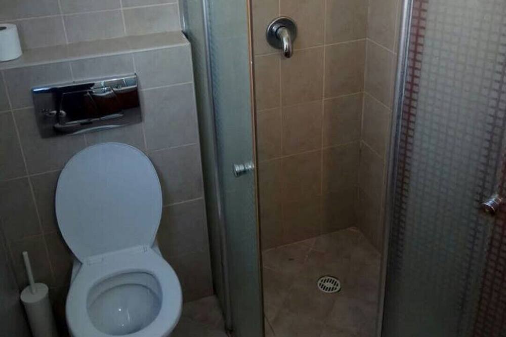 Photo of Bathroom in Midreshet Ben-Gurion