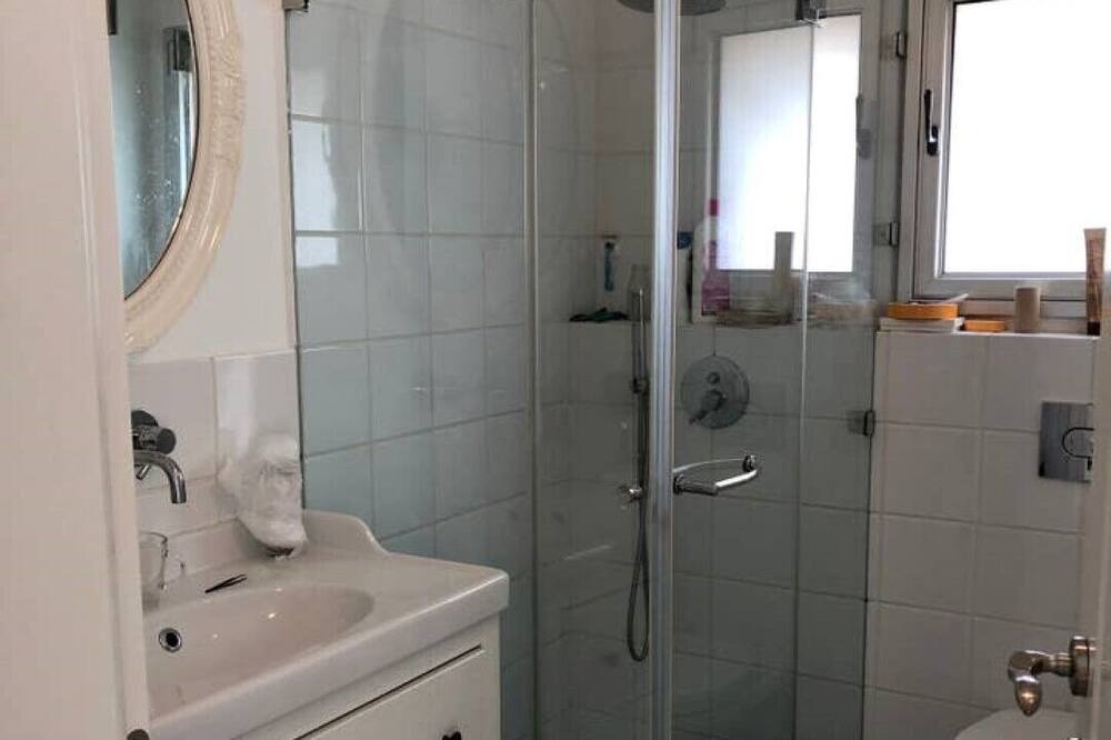 Photo of Bathroom in Hevel Modiin
