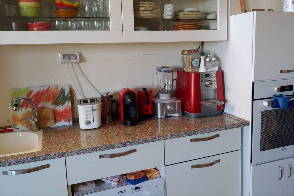 Photo of Kitchen in Midreshet Ben-Gurion