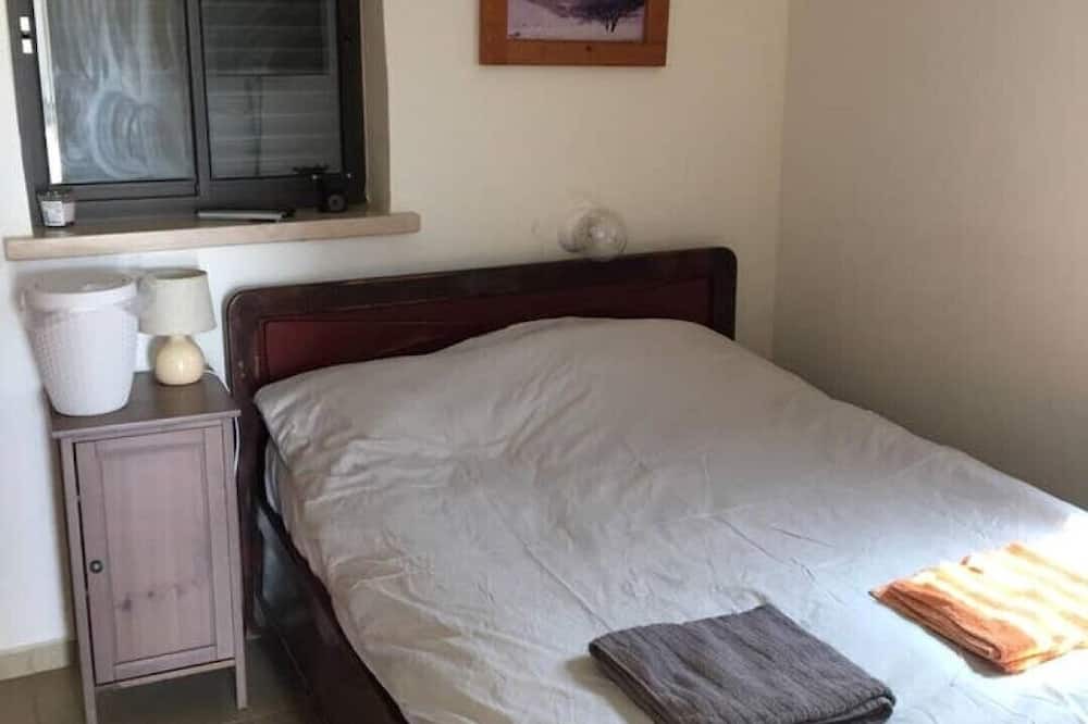 Photo of Bedroom in Holon
