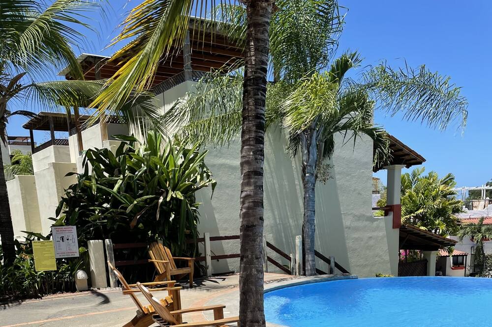 Photo of Outdoor in Coco Sunset Hills