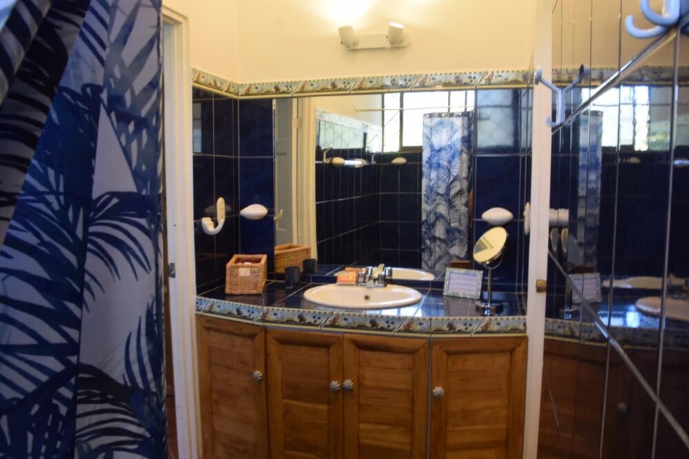 Photo of Bathroom in Cedros