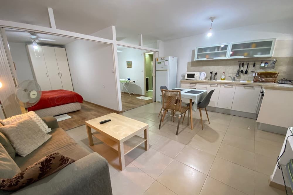 Photo of Livingroom in Ra'ananna