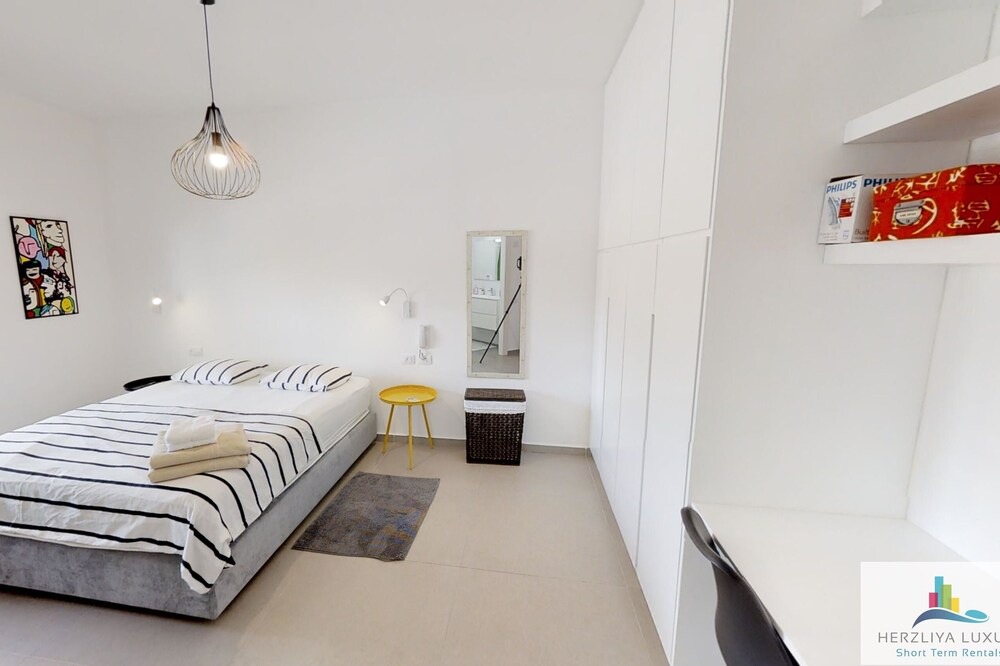 Photo of Bedroom in Herzliya