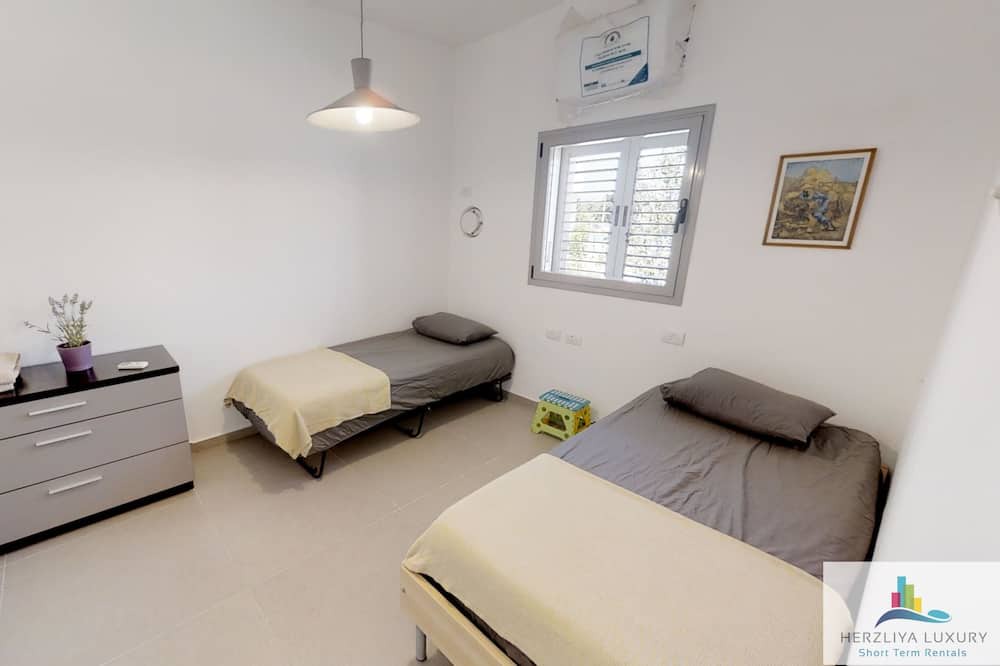 Photo of Bedroom in Herzliya