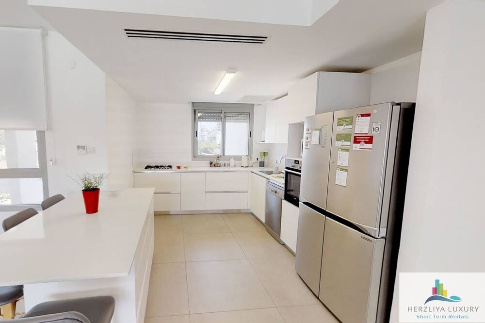 Photo of Kitchen in Herzliya