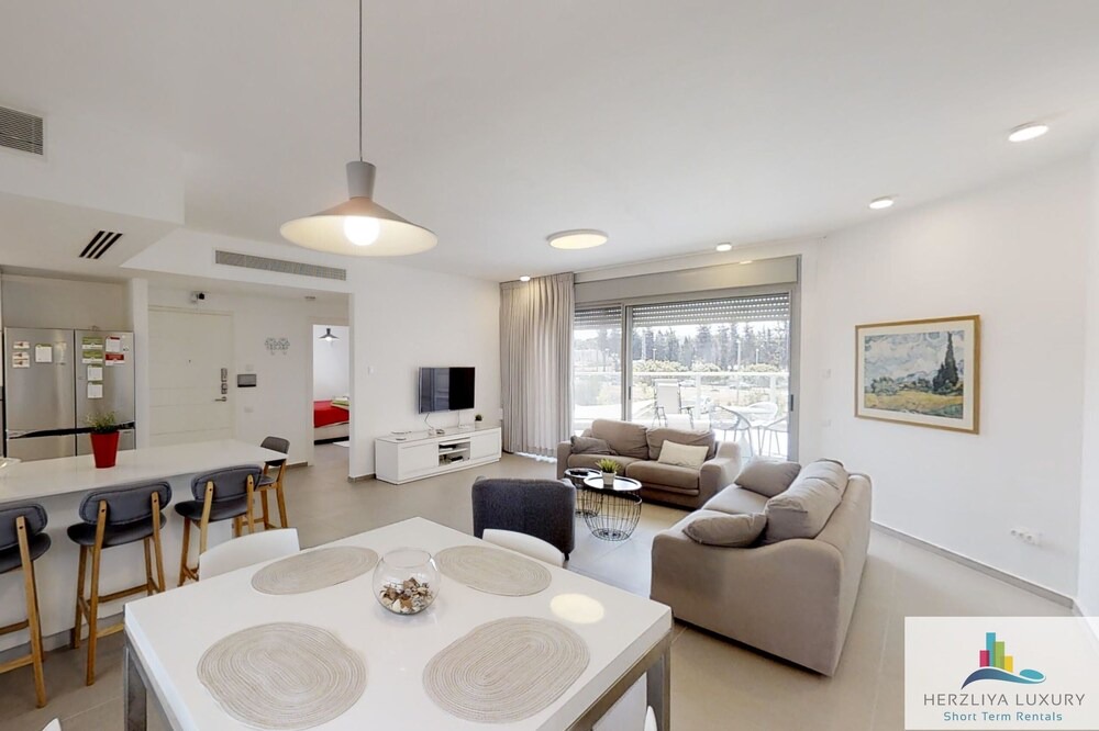 Photo of Livingroom in Herzliya