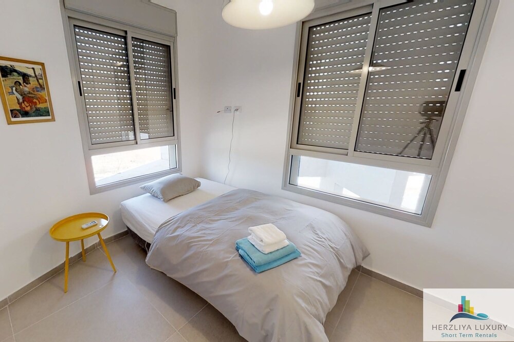 Photo of Bedroom in Herzliya