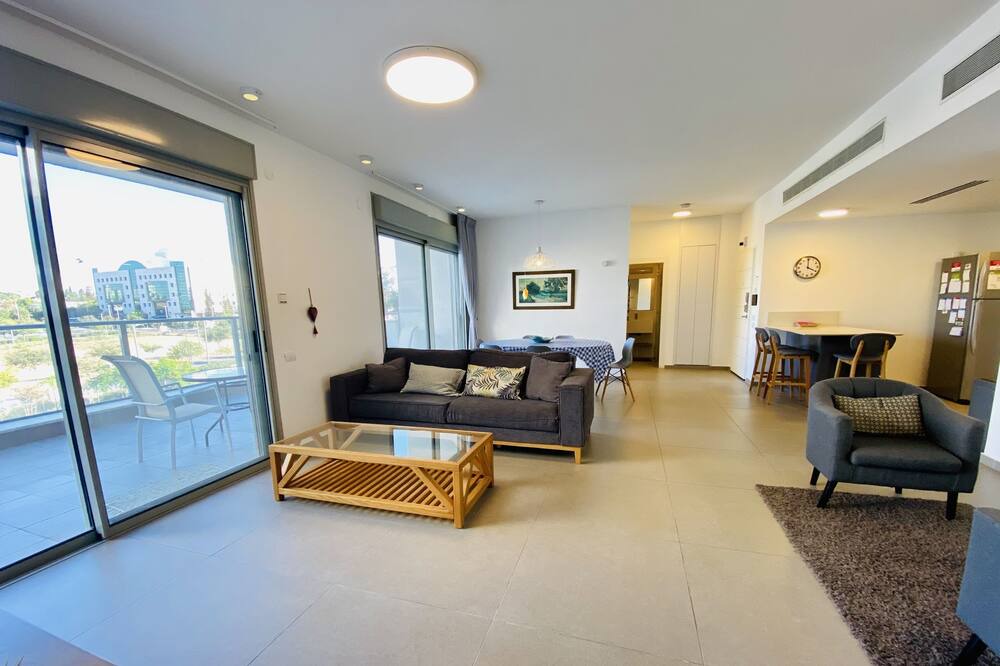 Photo of Livingroom in Herzliya