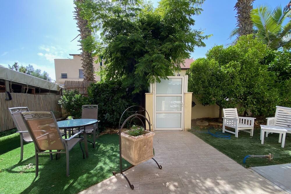 Photo of Patio Balcony in Ra'ananna
