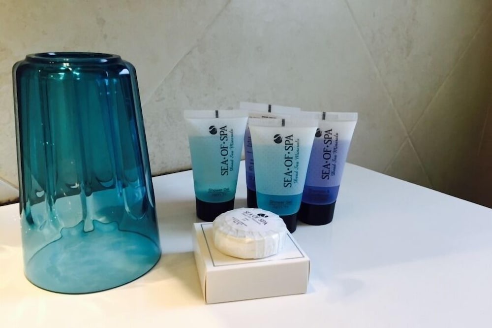 Photo of Bathroom in Ra'ananna