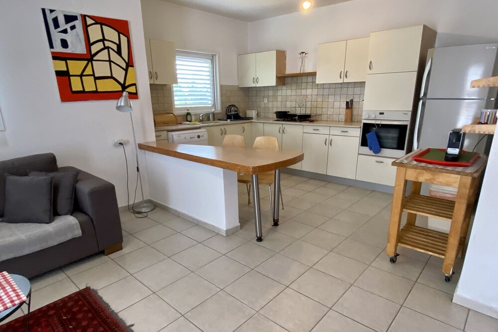 Photo of Kitchen in Ra'ananna