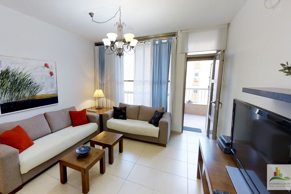 Photo of Livingroom in Ra'ananna