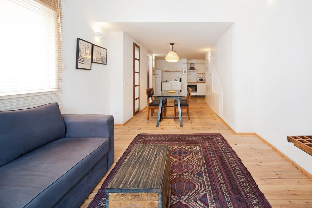 Photo of Livingroom in Tel Aviv