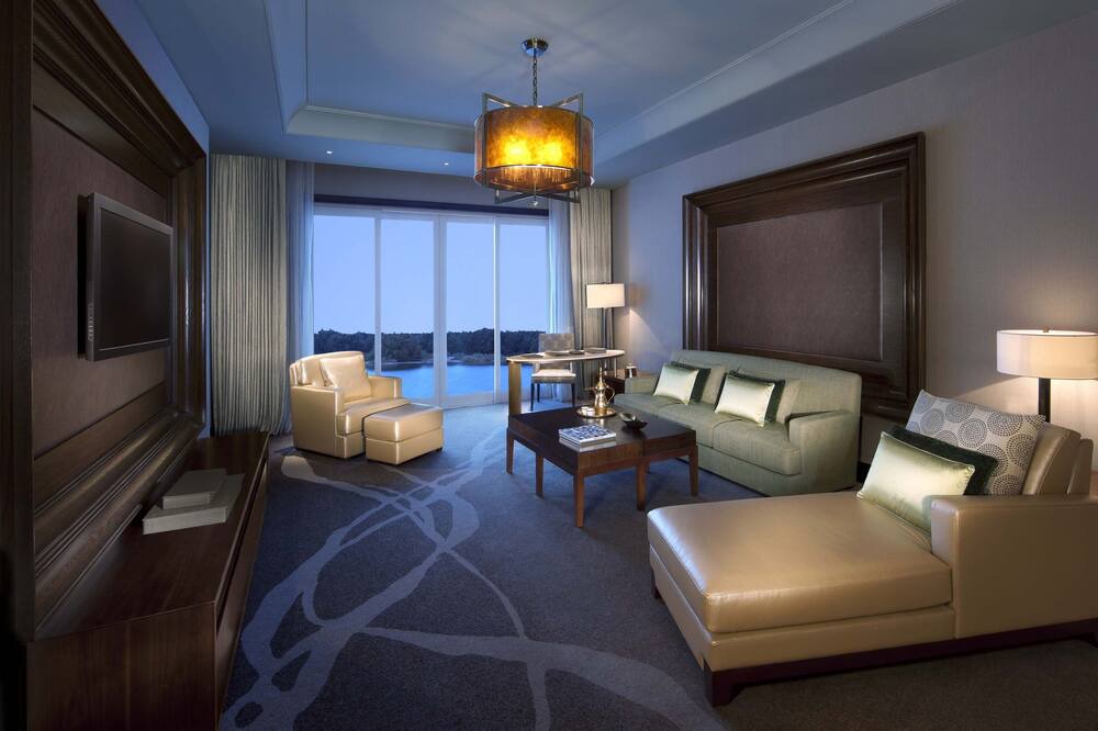 Photo of Livingroom in Eastern Mangrove