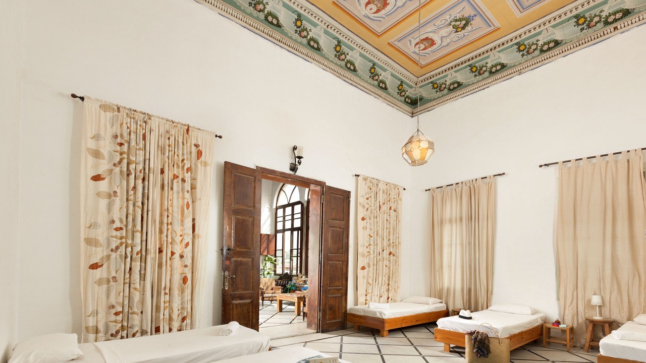 Photo of Bathroom in Old City