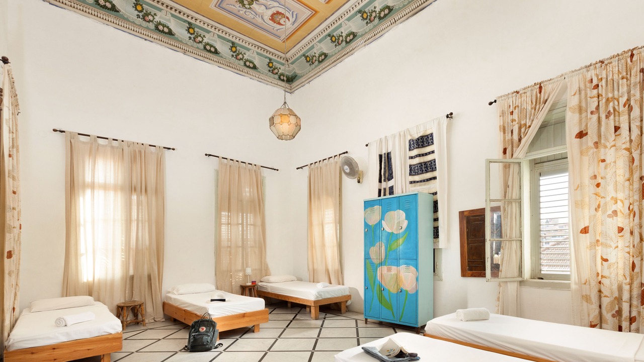 Photo of Bathroom in Old City