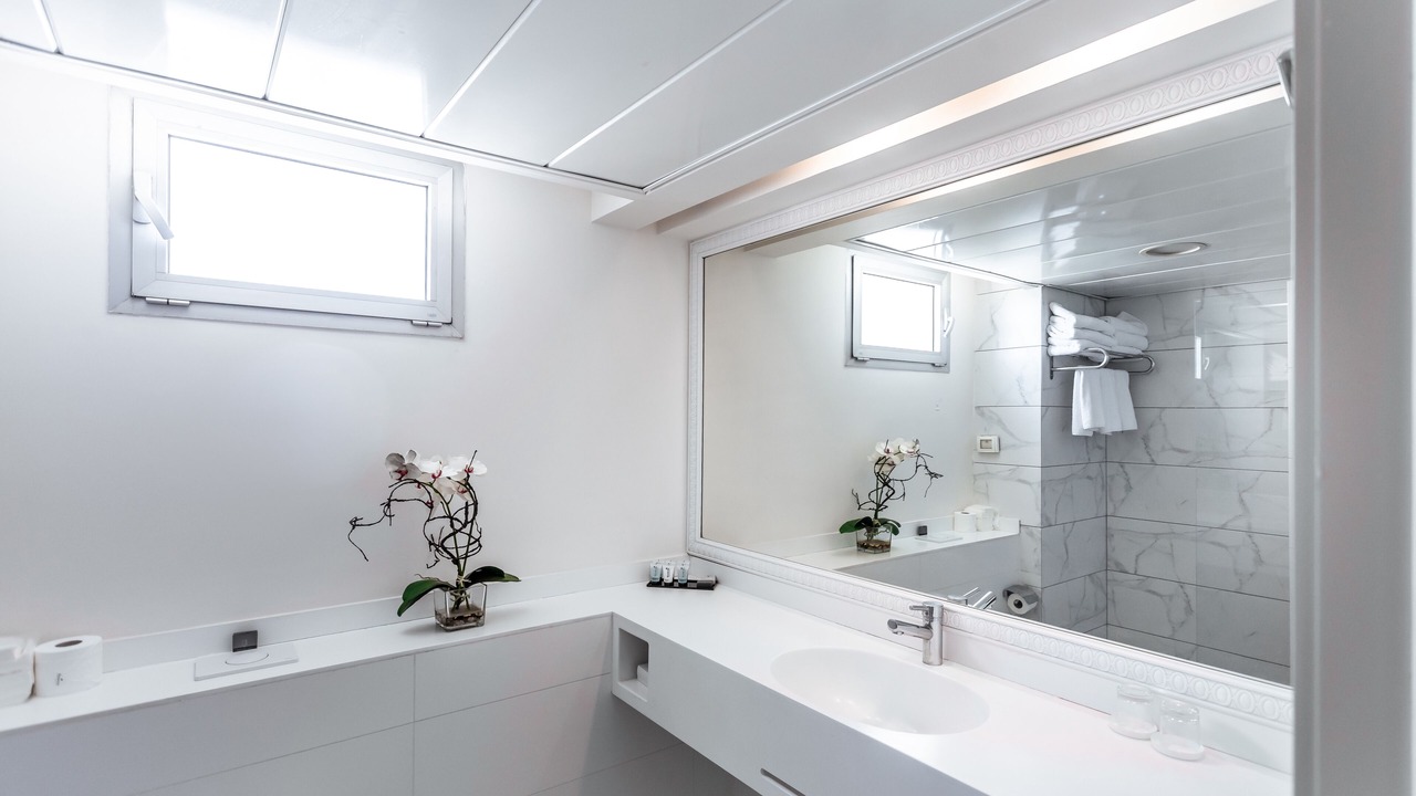 Photo of Bathroom in Netanya
