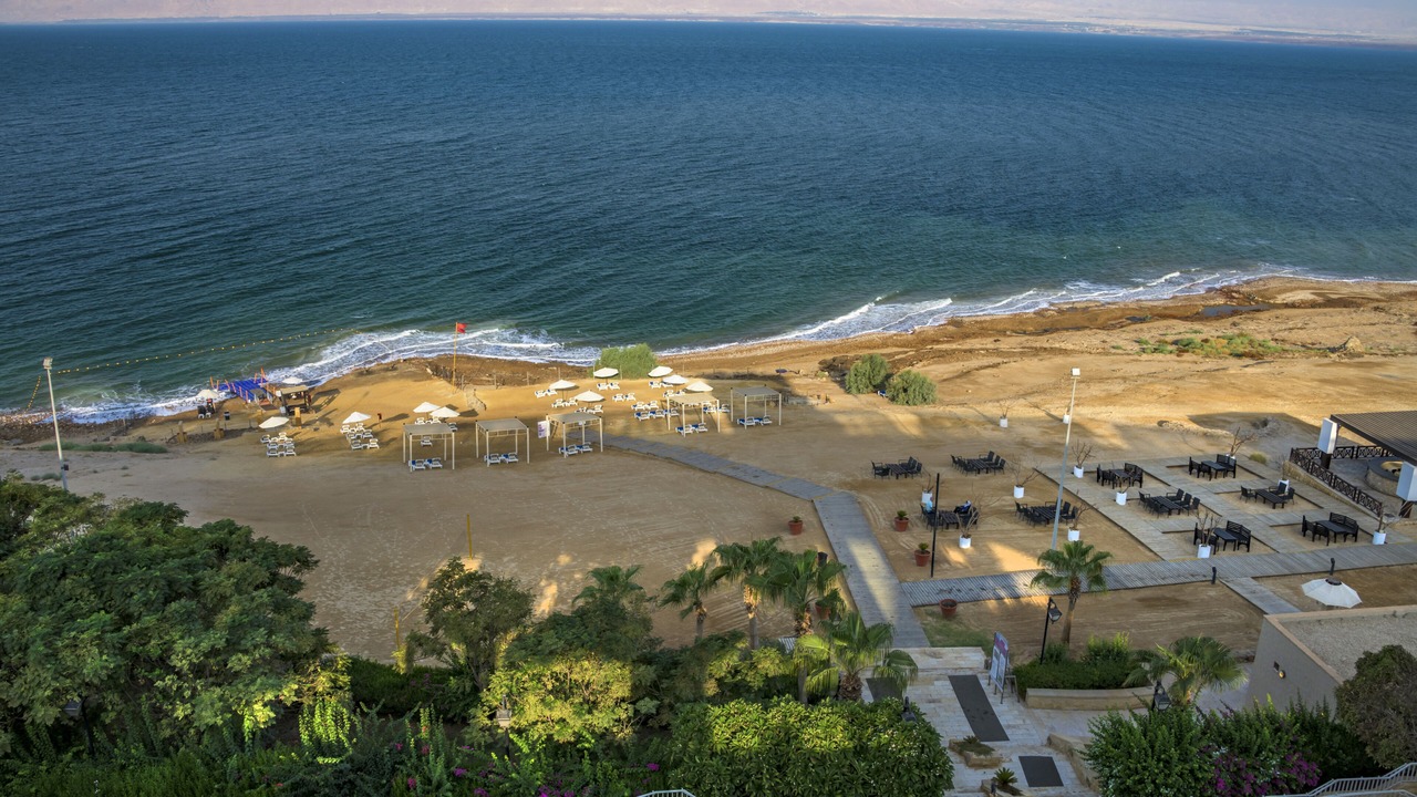Photo of Others in Sweimeh