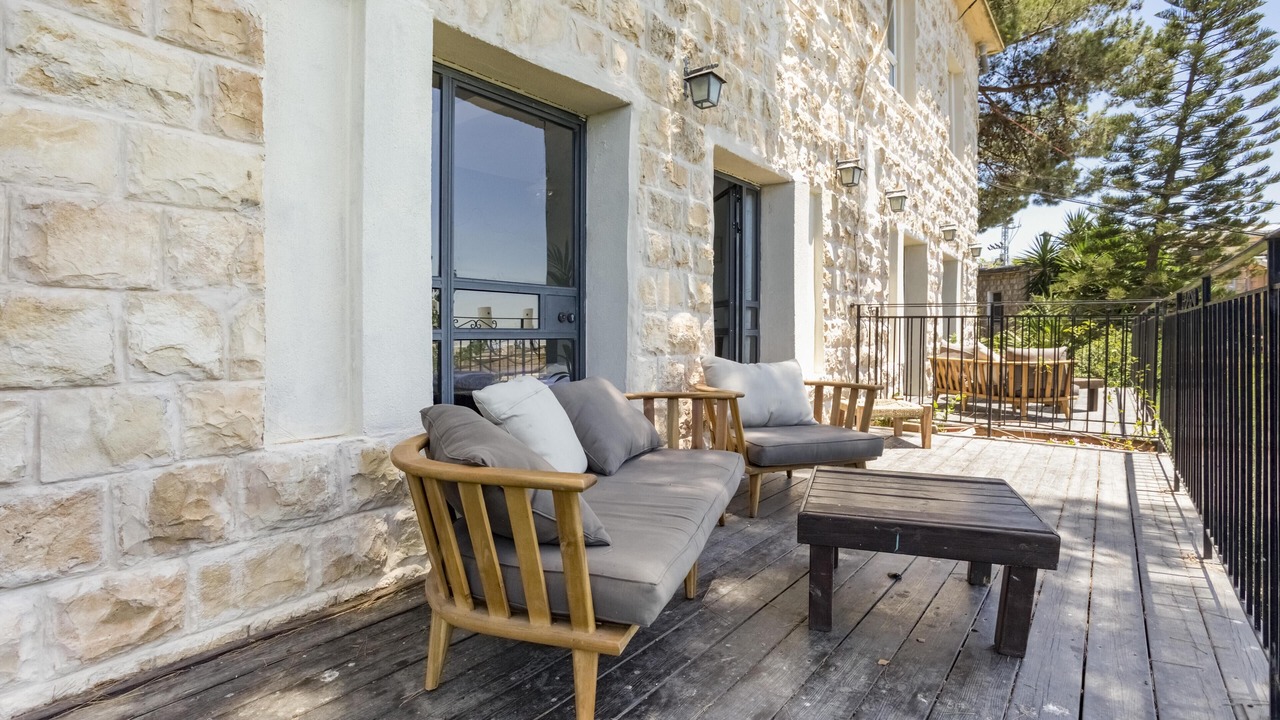 Photo of Patio Balcony in Beit Oren