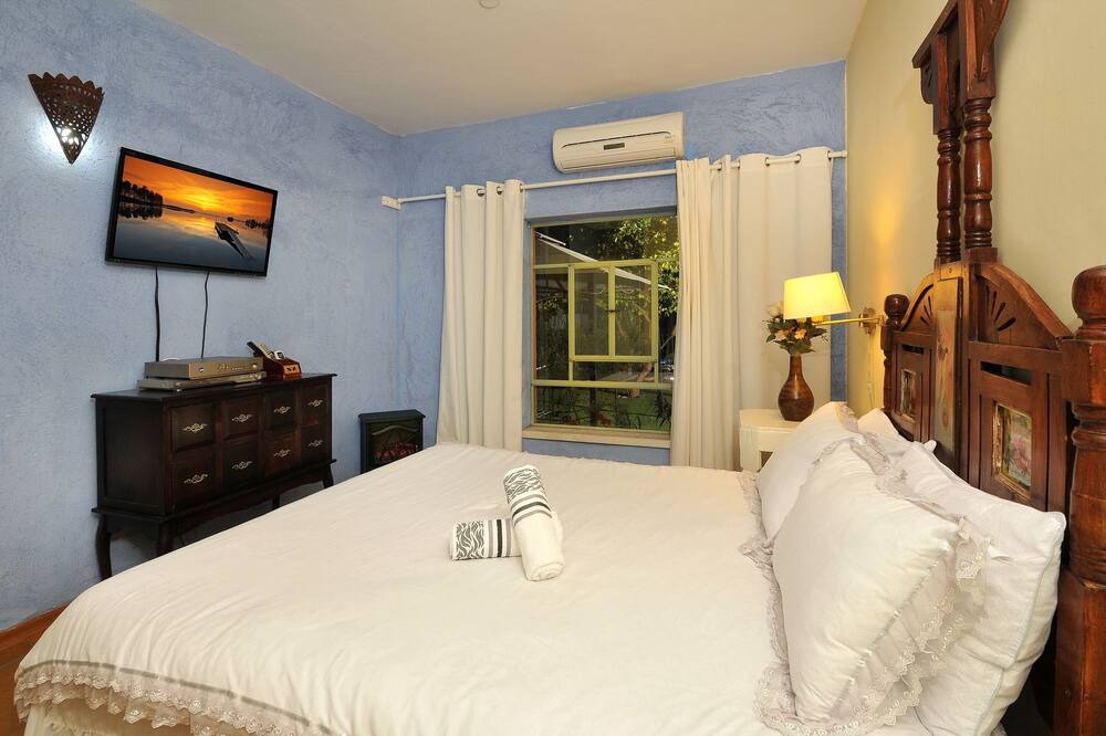 Photo of Bedroom in Yesod HaMa'ala