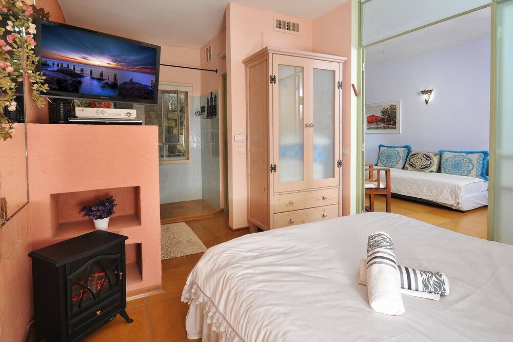 Photo of Bedroom in Yesod HaMa'ala