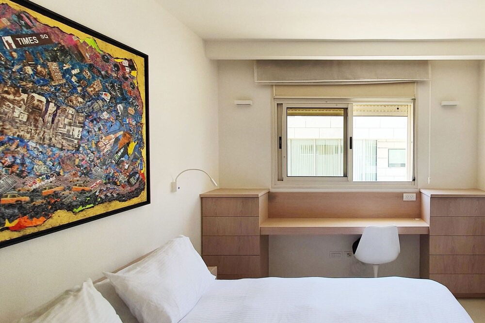 Photo of Bedroom in Herzliya Pituach
