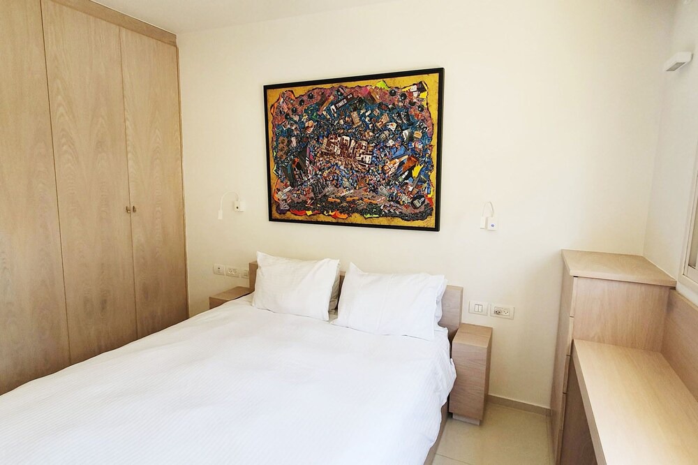 Photo of Bedroom in Herzliya Pituach