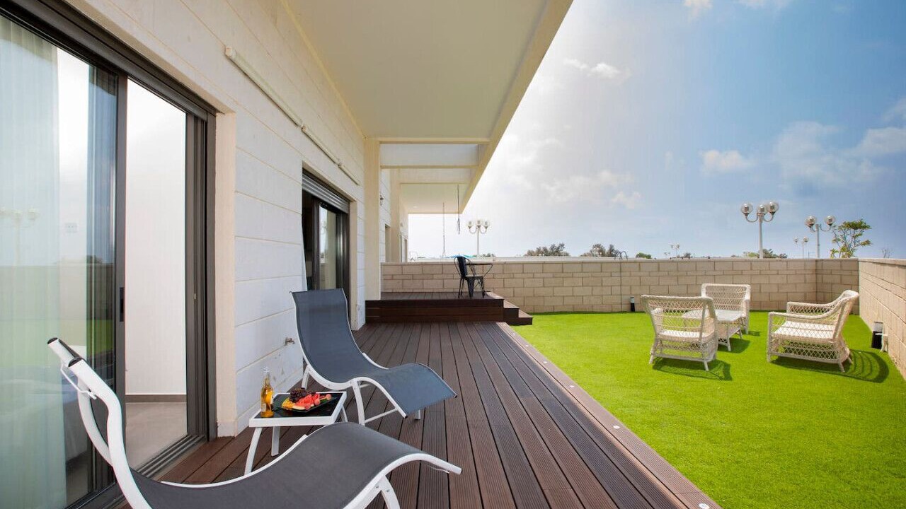 Photo of Patio Balcony in Nahariya