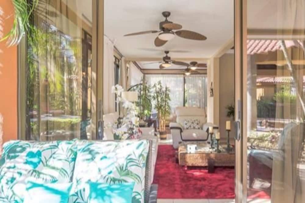 Photo of Patio Balcony in Coco