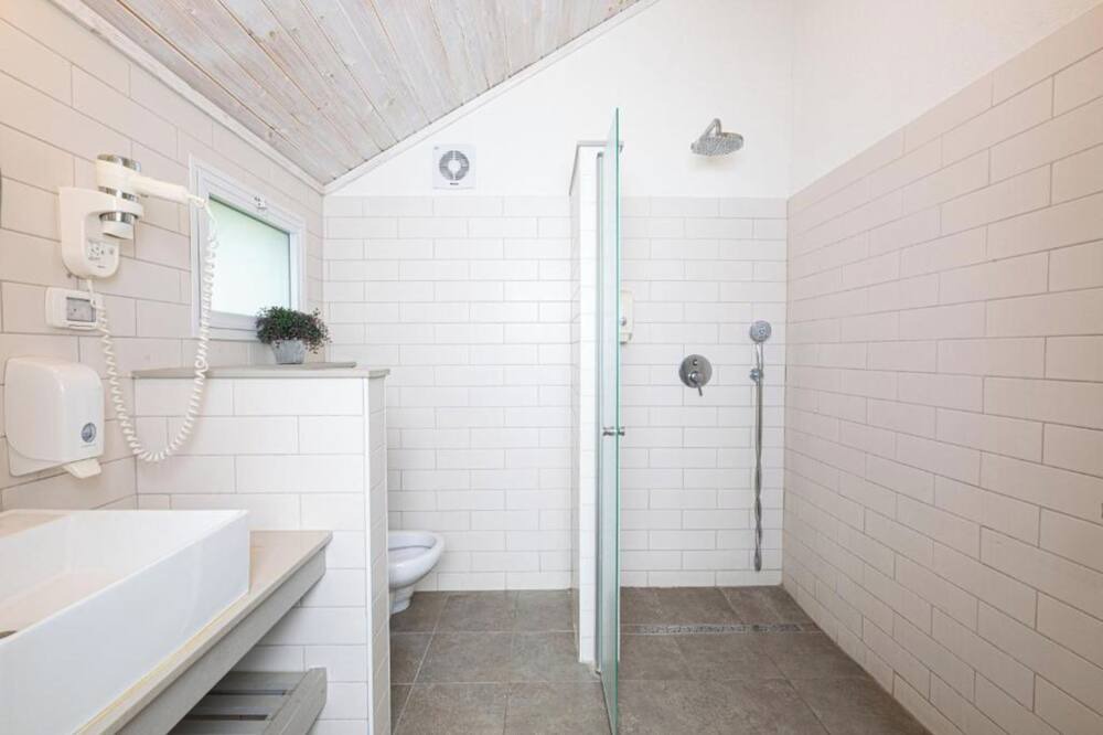 Photo of Bathroom in Nir David