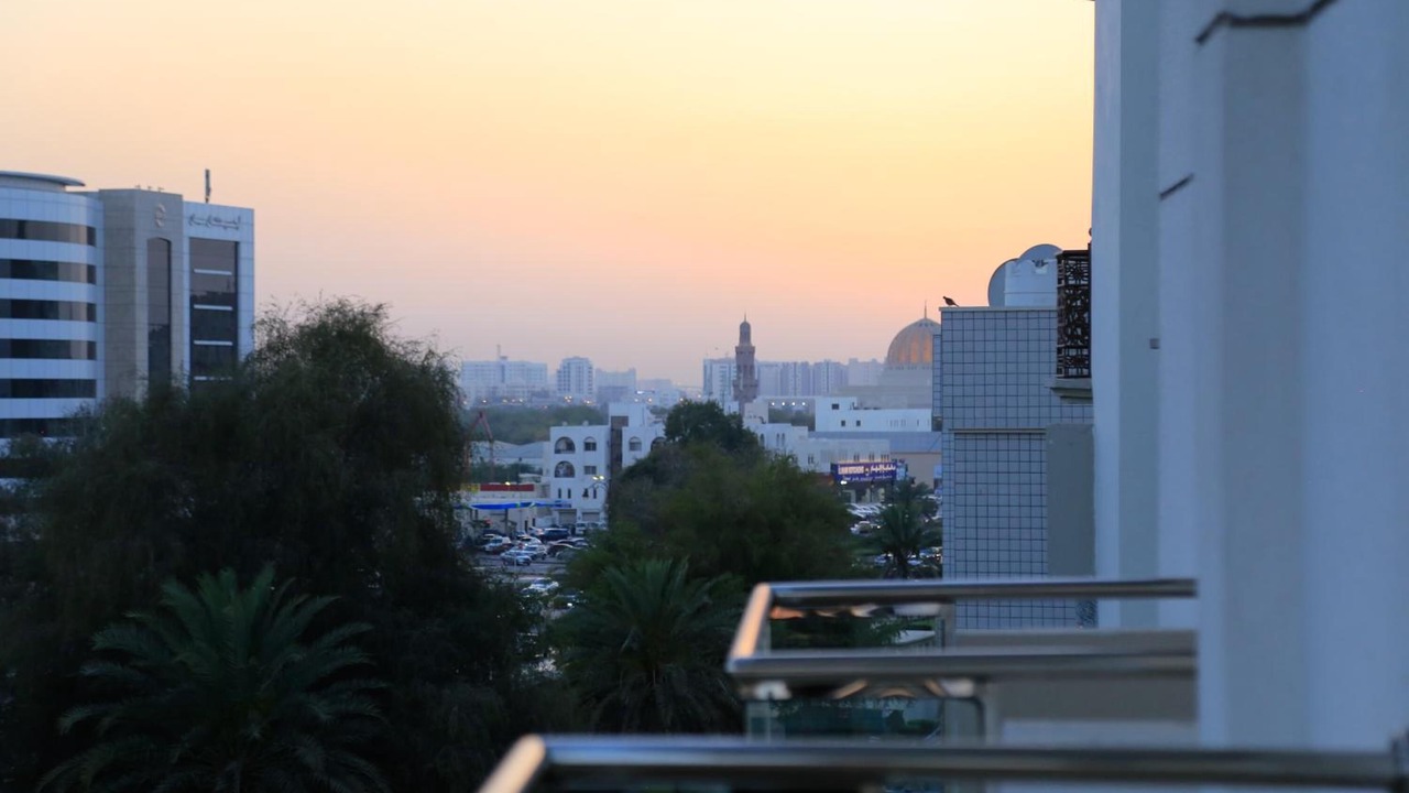 Photo of Patio Balcony in Al Ghubrah Ash Shamaliyyah