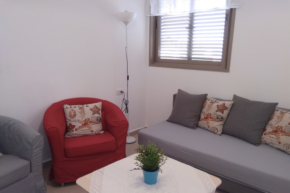 Photo of Livingroom in Midreshet Ben-Gurion
