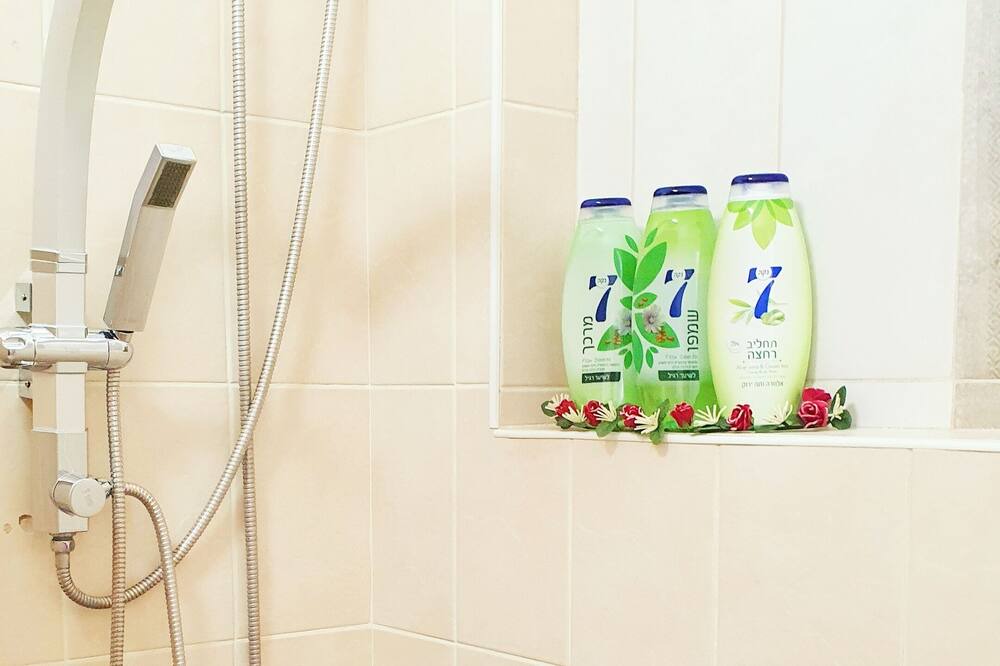 Photo of Bathroom in Midreshet Ben-Gurion