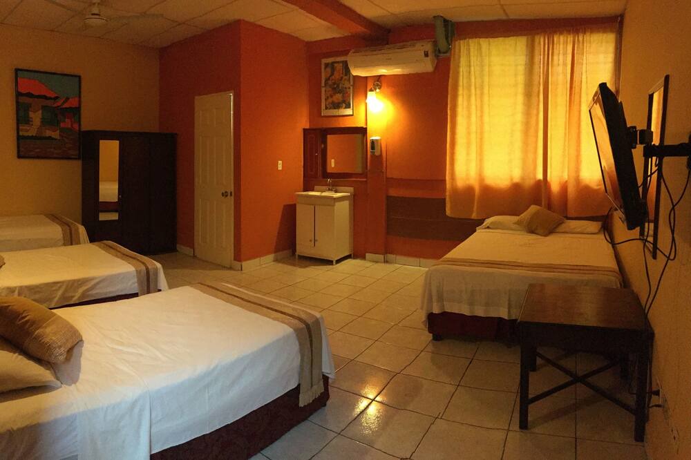Photo of Bedroom in Leon