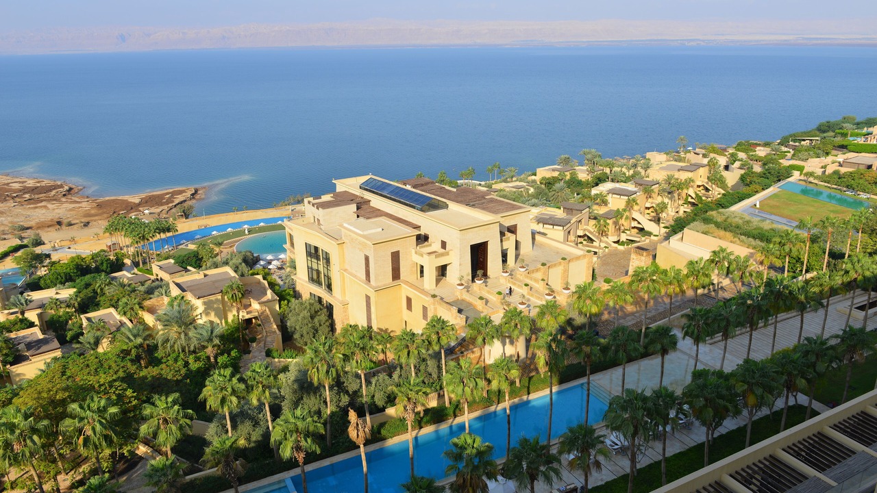 Photo of Others in Sweimeh
