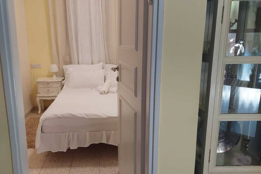 Photo of Bedroom in Yesod HaMa'ala